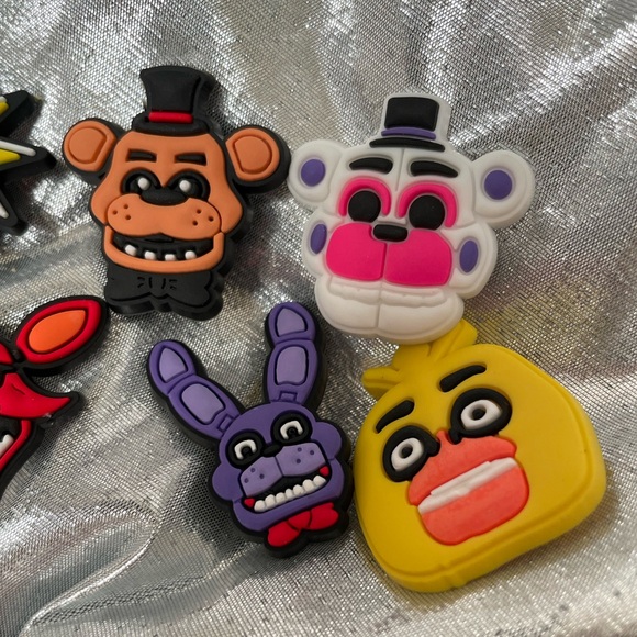 BOGG BAG or CROC Charms — Set of 17 👜🫎 - Picture 9 of 10